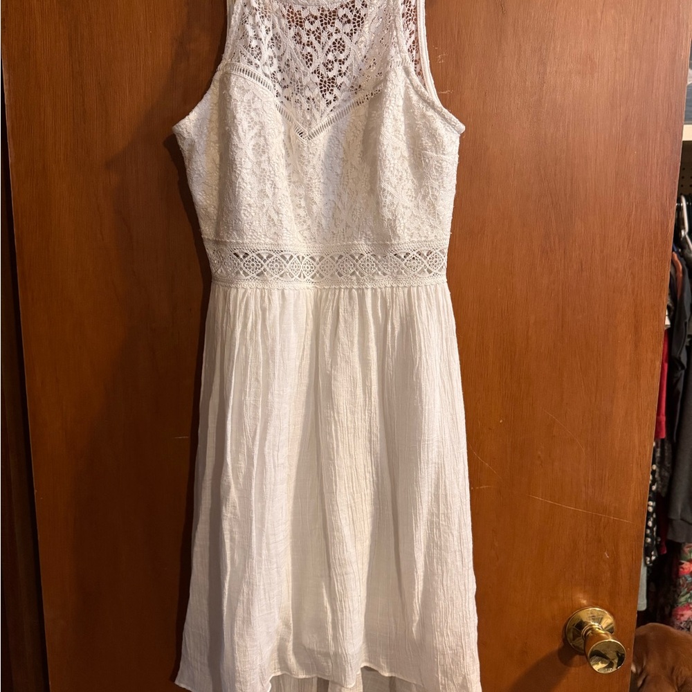 Elegant White Lace Dress